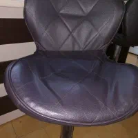 صندلی گردان مناسب آشپزخانه و سالن