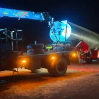 جرثقیل دکل بلند|خدمات حمل و نقل|فولادشهر, سایت صنعتی کاوه|دیوار