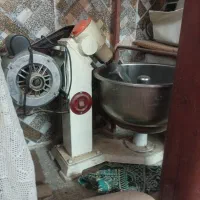 دستگاه خمیر زنی ۱۰ کیلویی