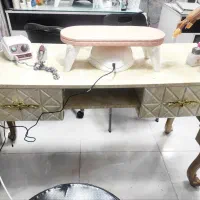 میز ناخن آیینه کنسول ست صندلی اصلاح پاف نشیمن