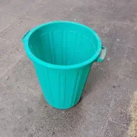 سطل آشغال بزرگ