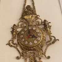 ساعت دیواری