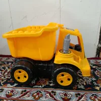 کامیون اسباب بازی سالم