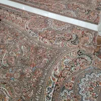 سه تخته فرش ماشینی ۷۰۰شانه، ۹متری و ۶متری و گلیم