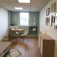 ۷۰۰ متر مستغلات/فردوس غرب|اجارهٔ دفتر کار، اتاق اداری، مطب|تهران, سازمان برنامه جنوبی|دیوار