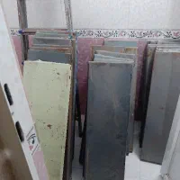 آیینه سالم سالم به ابعاد90در۱۲۵ و۵۰ عدد قفسه