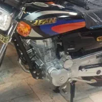 موتورسیکلت هوندا۲۰۰
