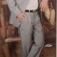 کت و شلوار و پیراهن