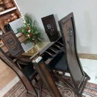 میز نهار خوری تمیز وشیک