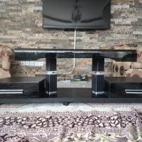 میز تلویزیون شیشهای