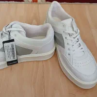 کتانی مردانه BoohooMan سایز ۴۱ و۴۲ میخوره