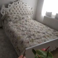 تخت و تشک دو نفره