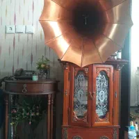 گرامافون سی دی خور