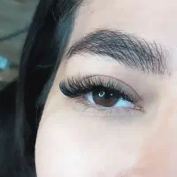 تخفیف ۵۰ درصد لیفت و لمینت مژه  ابرو  اکستنشن مژه