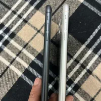 دو عدد آیفون 11 نرمال مشکی و سفید|موبایل|رشت, هلال احمر|دیوار