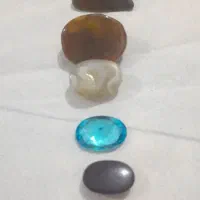 نگین قدیمی واصل