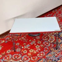 میز تحریر و تخته وایت برد