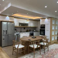 ملک-ویلایی-دو-طبقه-درب-حیاط-دو-خوابه-تخت