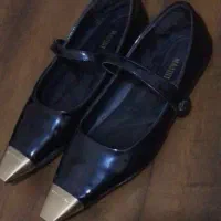 کفش|کیف، کفش، کمربند|کرمان, |دیوار