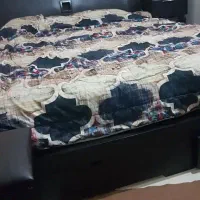 تخت دو نفره