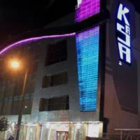 همکف پاساژکسا چهارراه کوکاکولا