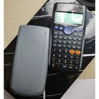 ماشین حساب مهندسی کاسیو مدل Casio FX-82ES