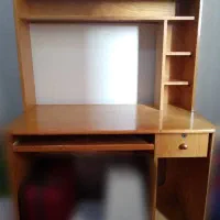 میز کامپیوتر (چوب)