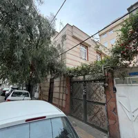 ویلایی ۲/۵طبقه/بر اصلی خیابان پیلغوش