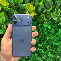 iPhone 17 Pro max active
