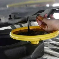 شاگرد تعویض روغن هستم