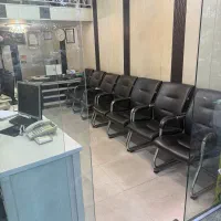 فروش تعدادی میز و صندلی