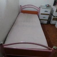 با سلام تخت خواب یک نفر فروشی