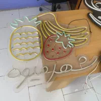 ال ای دی میوه فروشی