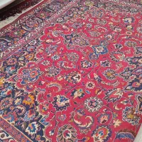 دو عدد قالی دستباف