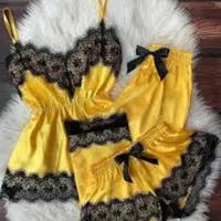 آموزشگاه خیاطی و آموزش دوره ی لباس زیر