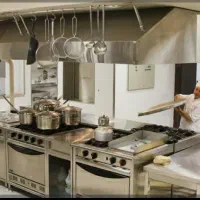 آشپز و نیروی آشپزخانه