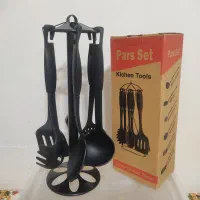 کفگیر و ملاقه آکبند