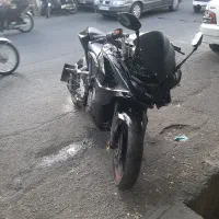 موتور ار اس ۲۰۰