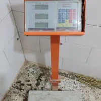 ترازو باسکول ۳۰۰ کیلویی