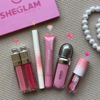 استخدام بازاریاب لوازم ارایشی