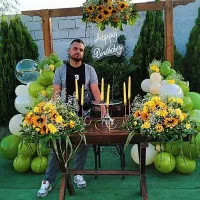 بادکنک آرایی گل آرایی تم تولد