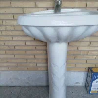 روشویی پایه دار|لوازم سرویس بهداشتی|یزد, |دیوار