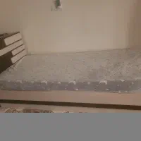 تخت یک نفره