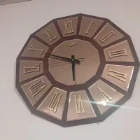 ساعت دیواری