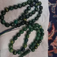 دو عدد تسبیح کهربا