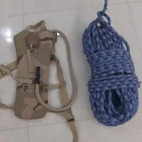 وسایل کوهنوردی طناب 42متری و کمل بک2لیتری