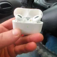 ارپاد اپل پرو ۲ سالم  تعمیر نشده همراه شارژر