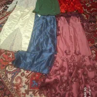 تعدادی لباس دست دوم