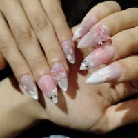 کاشت ناخن بلوارتوس