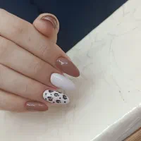 کاشت ناخن